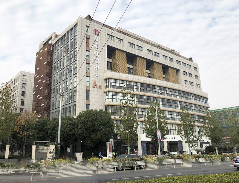 上海莱茵虹桥中心中央空调安装