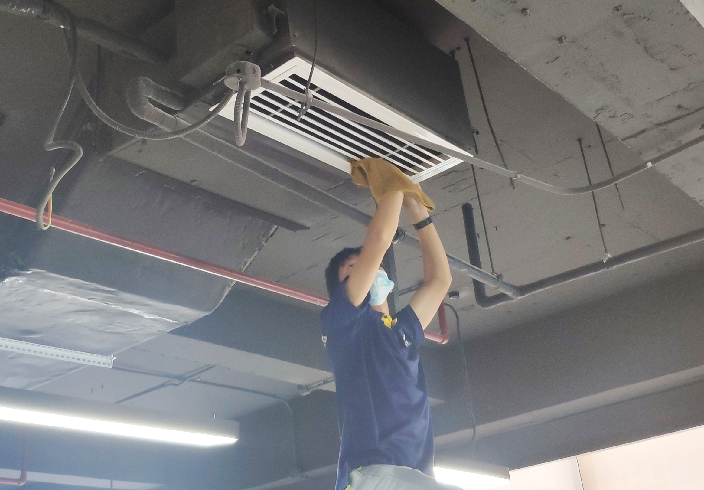 三伏天里的清凉守护者：中央空调维保的重要性与实践